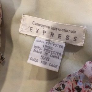 Express Dresses - Floral Express Dress Express Dresses - Floral Express Dress